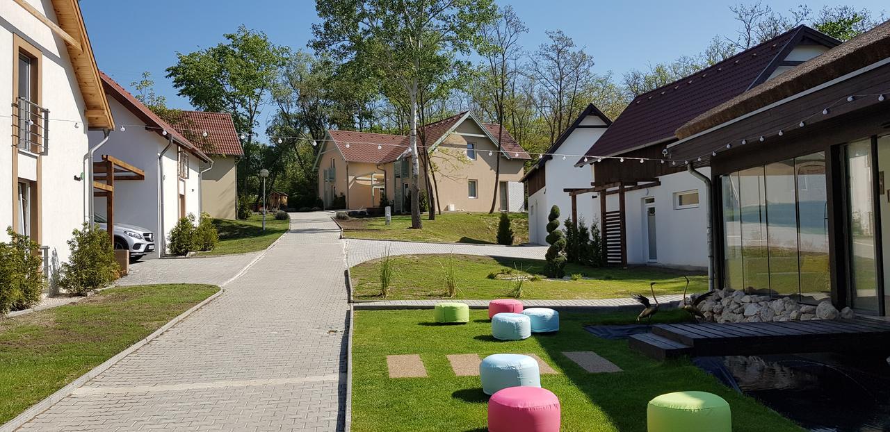 Kenese-Voelgye Villahotel Балатонкенеше Екстер'єр фото